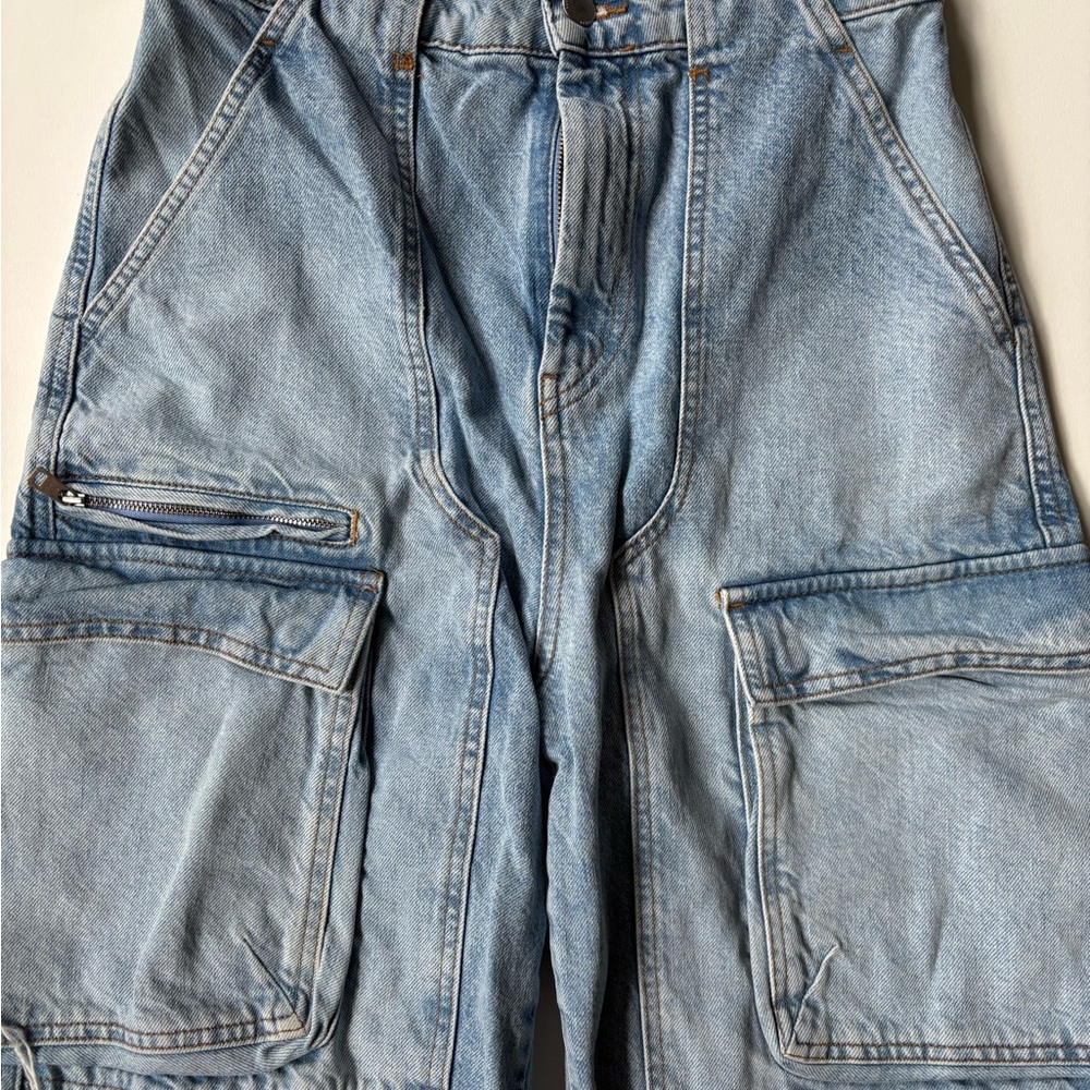Double front white wash thick Denim Cargo jorts